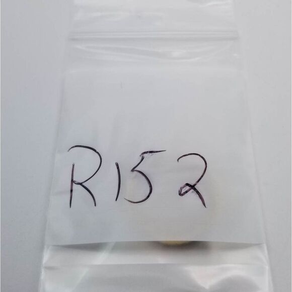 Lord of the‎ rings chisen one gold tone band ring size 9 R152 - Picture 2 of 3